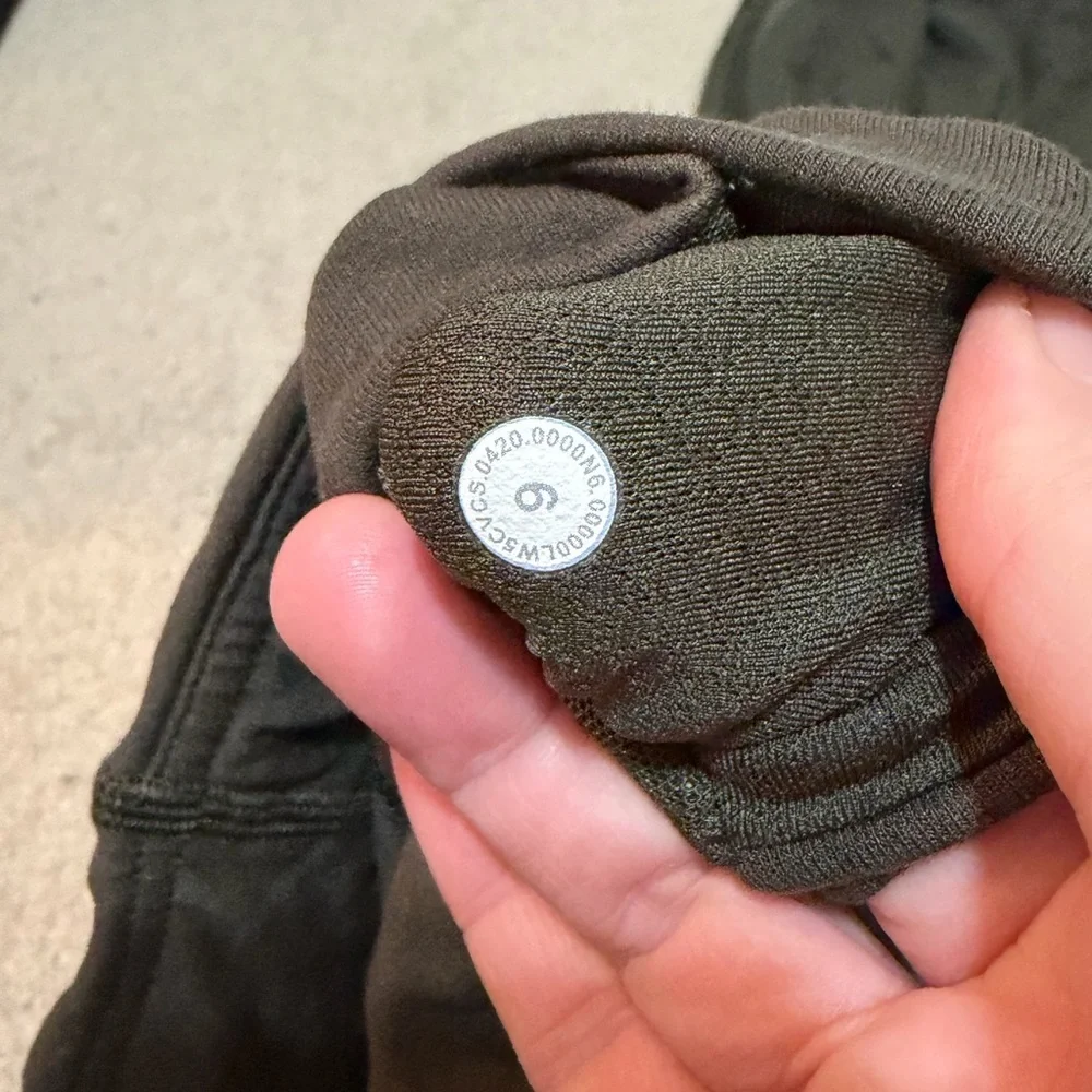 Lululemon athletica wunder lounge super high rise tight size 6 euc - Picture 3 of 6